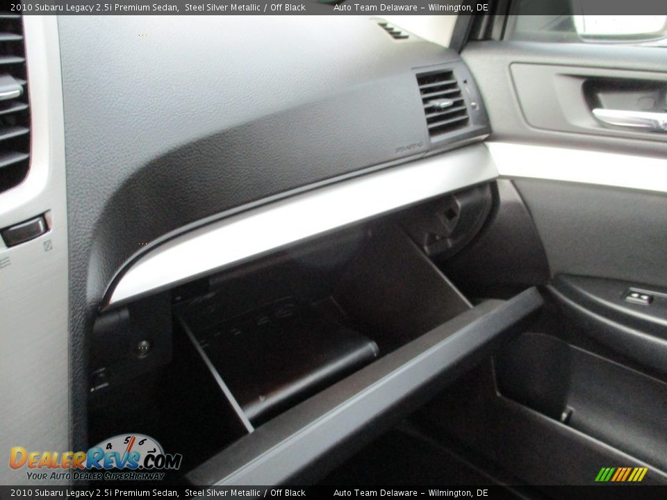 2010 Subaru Legacy 2.5i Premium Sedan Steel Silver Metallic / Off Black Photo #15