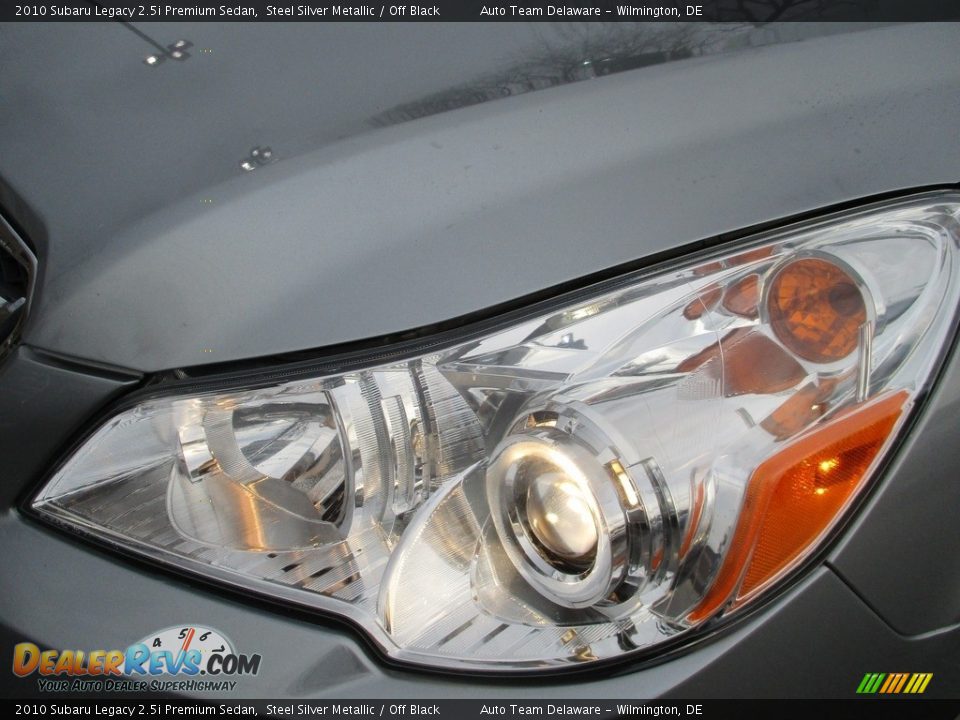 2010 Subaru Legacy 2.5i Premium Sedan Steel Silver Metallic / Off Black Photo #18