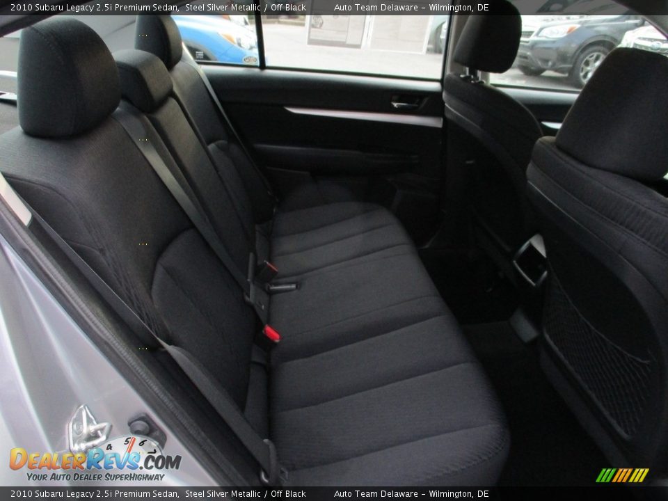 2010 Subaru Legacy 2.5i Premium Sedan Steel Silver Metallic / Off Black Photo #23