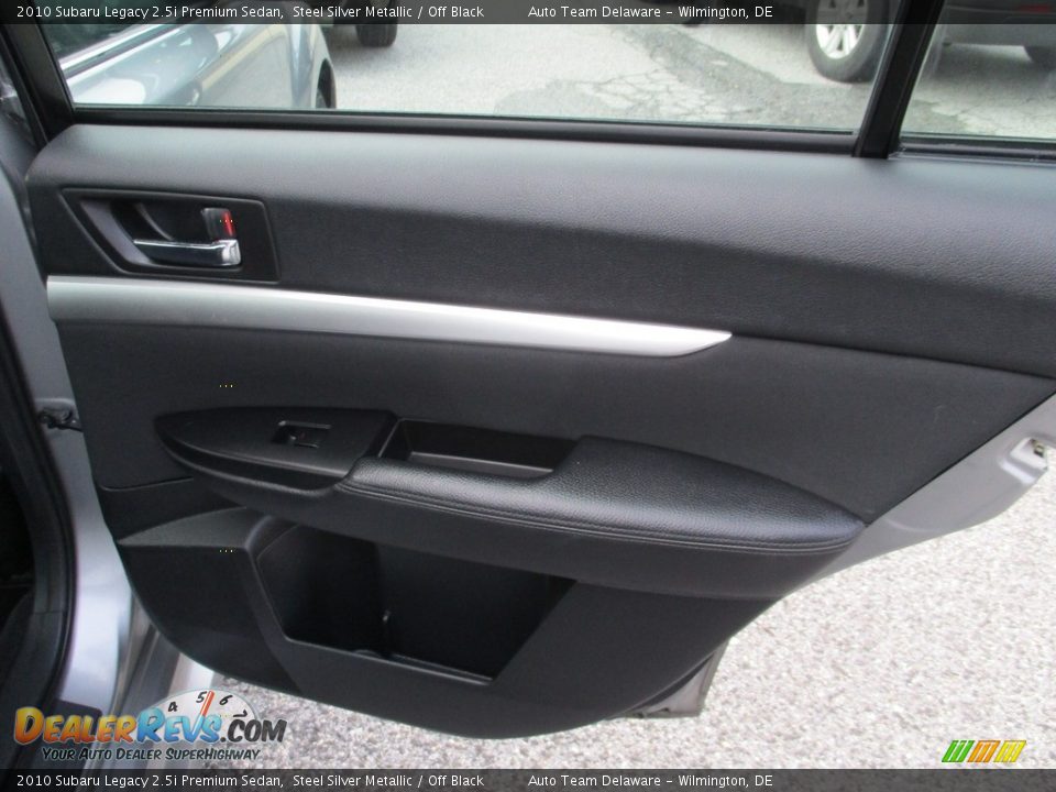 2010 Subaru Legacy 2.5i Premium Sedan Steel Silver Metallic / Off Black Photo #28