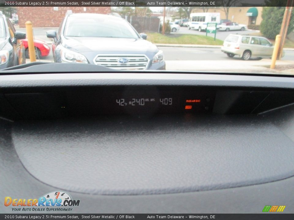 2010 Subaru Legacy 2.5i Premium Sedan Steel Silver Metallic / Off Black Photo #33