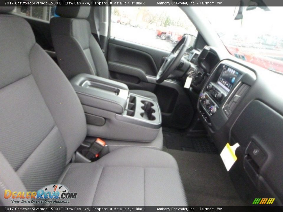 2017 Chevrolet Silverado 1500 LT Crew Cab 4x4 Pepperdust Metallic / Jet Black Photo #3