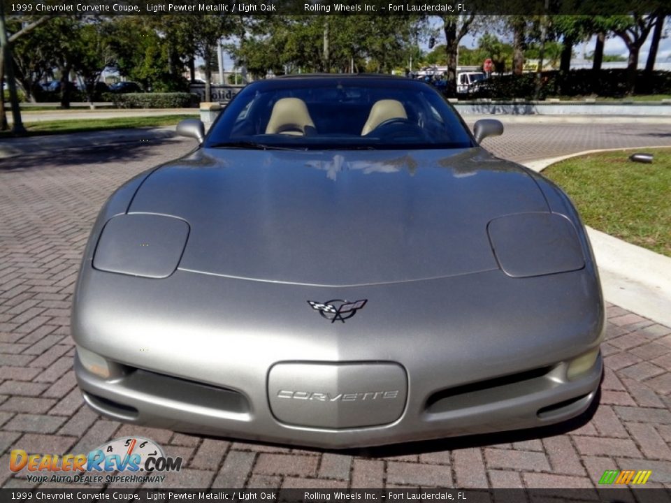 1999 Chevrolet Corvette Coupe Light Pewter Metallic / Light Oak Photo #15