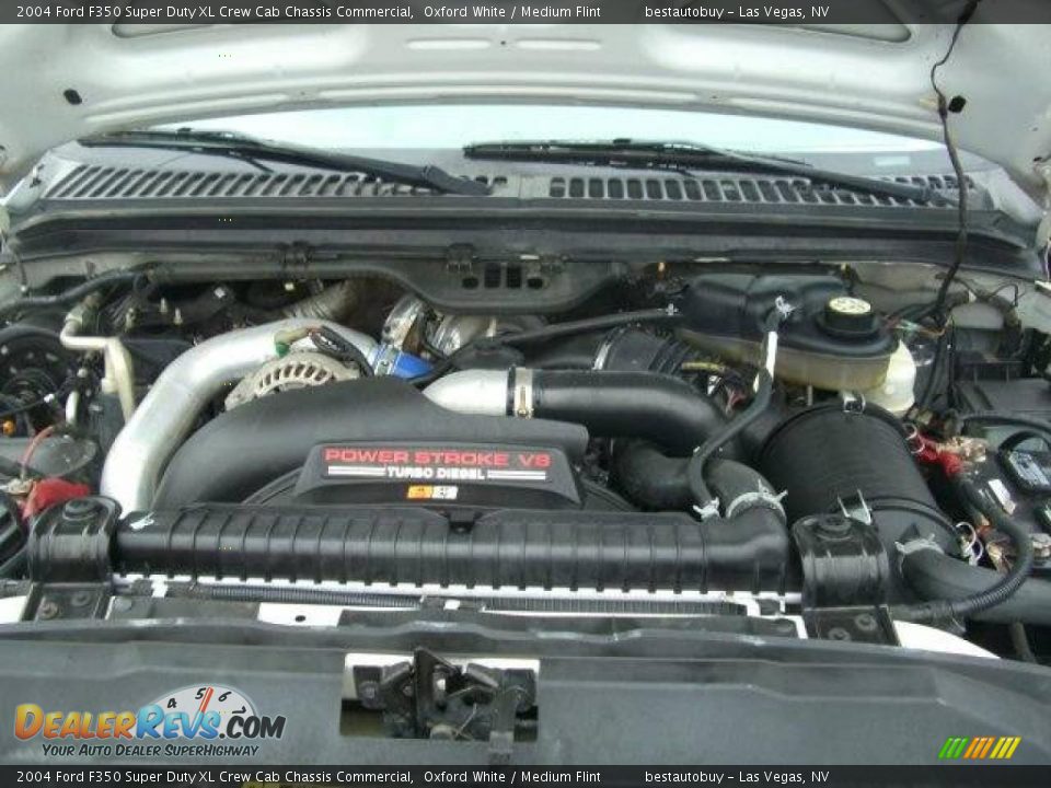 2004 Ford F350 Super Duty XL Crew Cab Chassis Commercial Oxford White / Medium Flint Photo #35