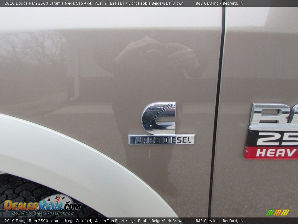 2010 Dodge Ram 2500 Laramie Mega Cab 4x4 Austin Tan Pearl / Light Pebble Beige/Bark Brown Photo #12