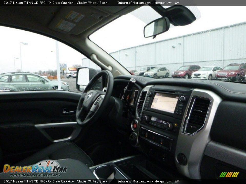 2017 Nissan TITAN XD PRO-4X Crew Cab 4x4 Glacier White / Black Photo #4