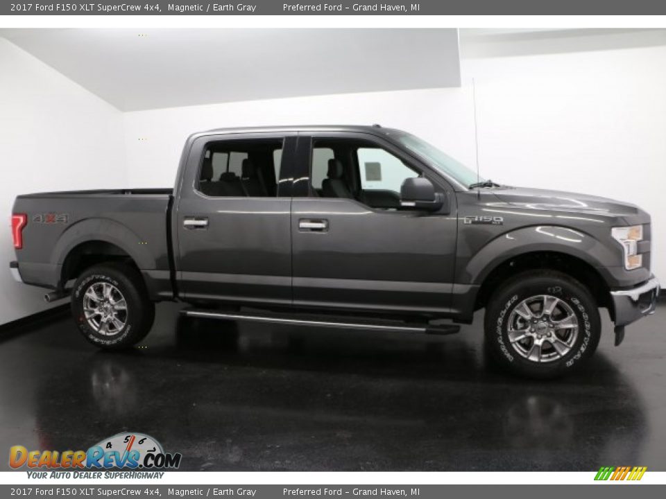 2017 Ford F150 XLT SuperCrew 4x4 Magnetic / Earth Gray Photo #1
