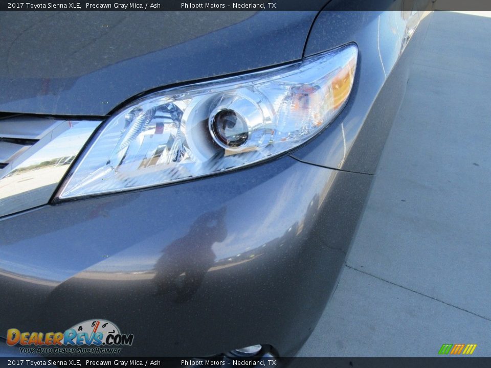 2017 Toyota Sienna XLE Predawn Gray Mica / Ash Photo #9