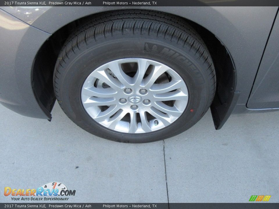 2017 Toyota Sienna XLE Predawn Gray Mica / Ash Photo #11