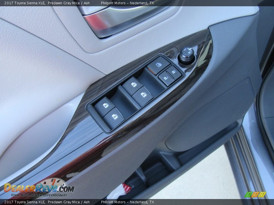 2017 Toyota Sienna XLE Predawn Gray Mica / Ash Photo #19
