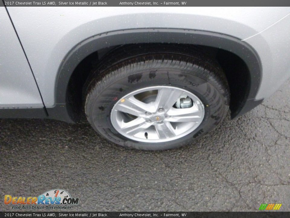 2017 Chevrolet Trax LS AWD Silver Ice Metallic / Jet Black Photo #2