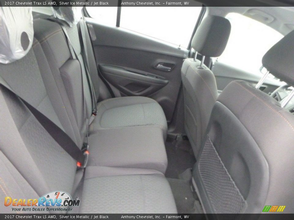 2017 Chevrolet Trax LS AWD Silver Ice Metallic / Jet Black Photo #5