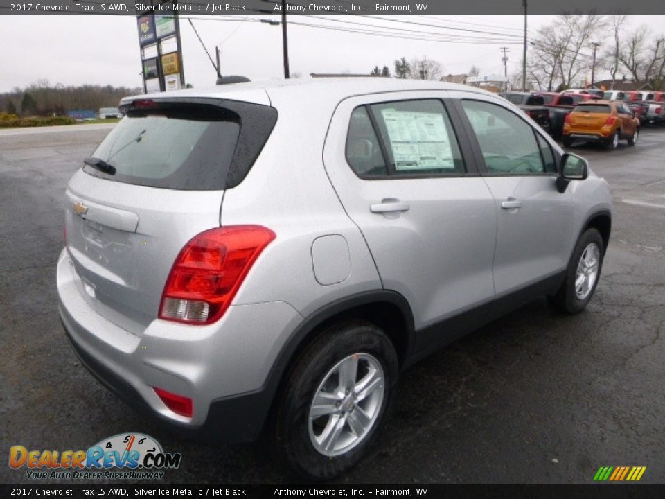 2017 Chevrolet Trax LS AWD Silver Ice Metallic / Jet Black Photo #7