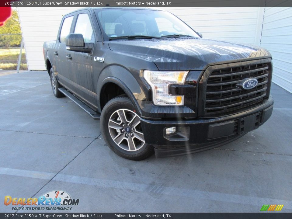 Front 3/4 View of 2017 Ford F150 XLT SuperCrew Photo #1