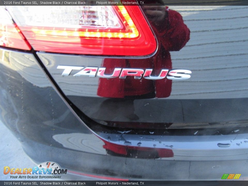 2016 Ford Taurus SEL Shadow Black / Charcoal Black Photo #13