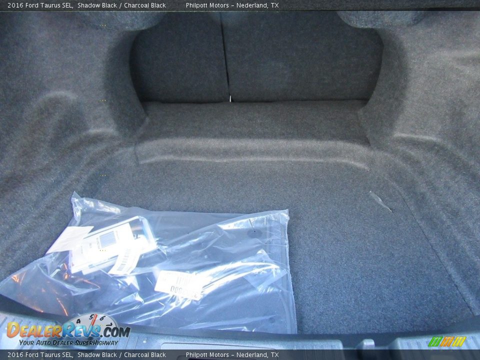 2016 Ford Taurus SEL Shadow Black / Charcoal Black Photo #15