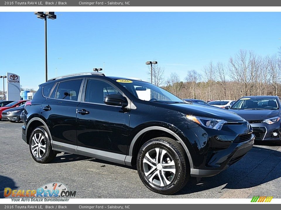 2016 Toyota RAV4 LE Black / Black Photo #1