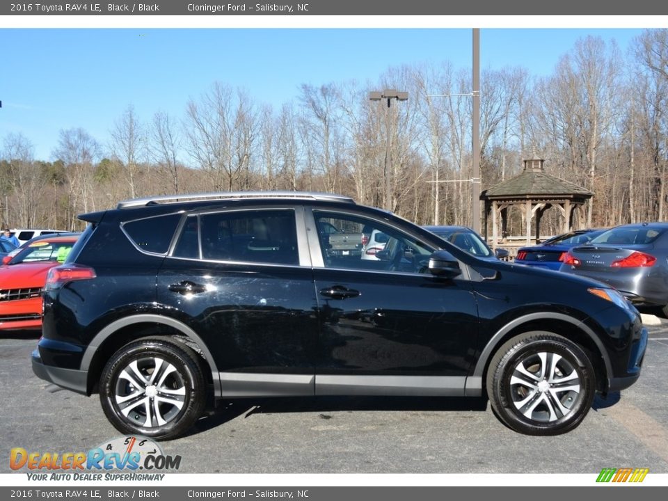 2016 Toyota RAV4 LE Black / Black Photo #2