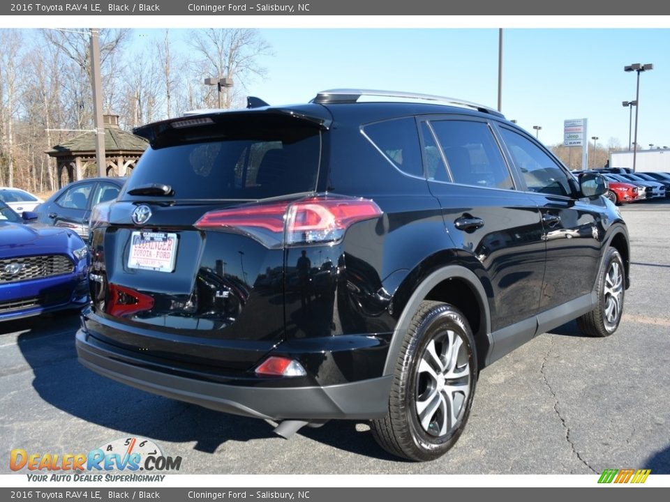 2016 Toyota RAV4 LE Black / Black Photo #3