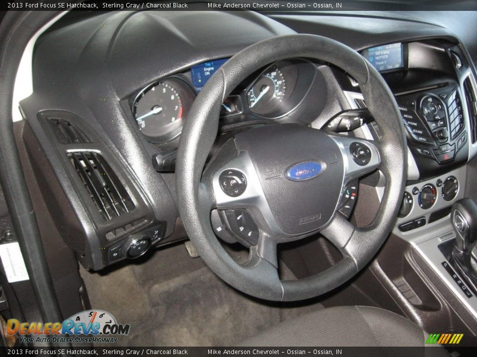 2013 Ford Focus SE Hatchback Sterling Gray / Charcoal Black Photo #6