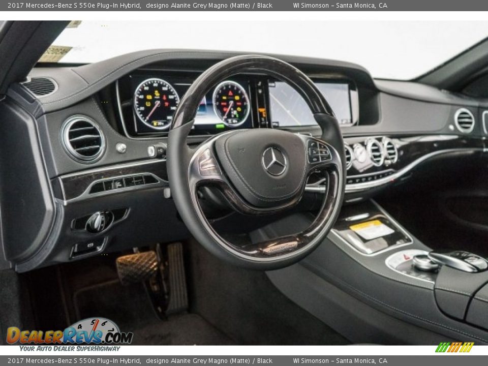 Dashboard of 2017 Mercedes-Benz S 550e Plug-In Hybrid Photo #5