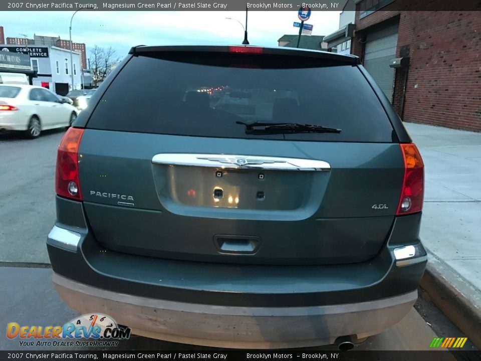 2007 Chrysler Pacifica Touring Magnesium Green Pearl / Pastel Slate Gray Photo #6