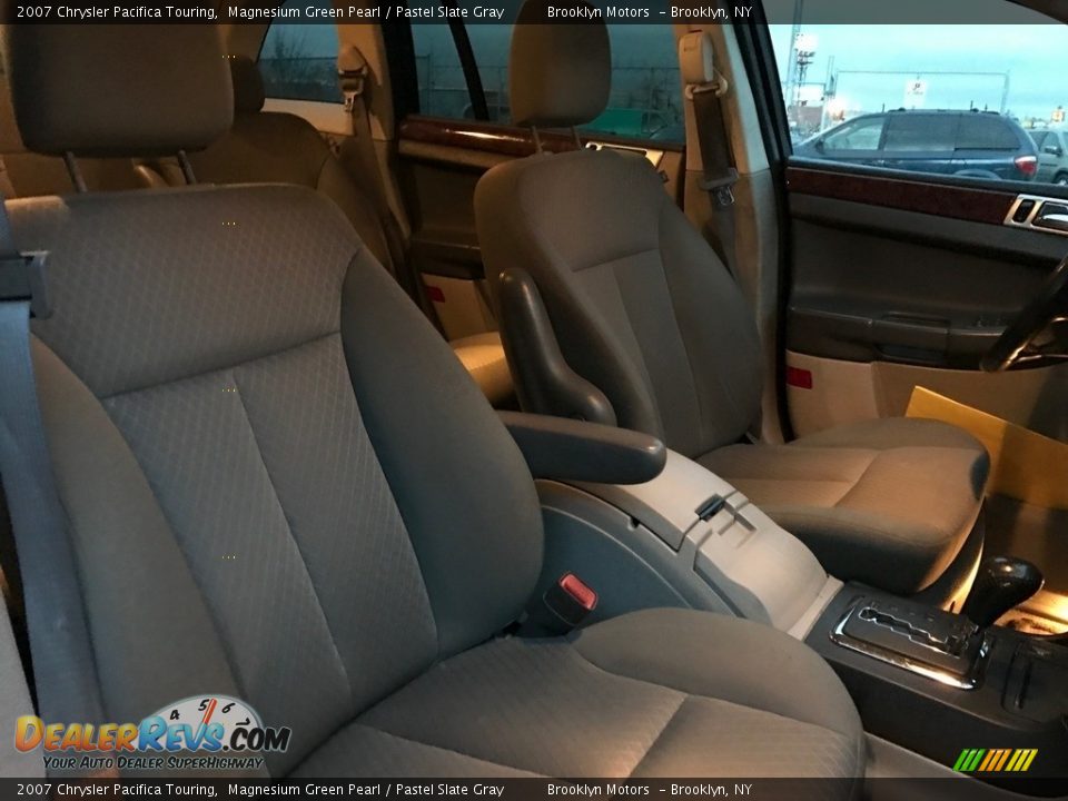 2007 Chrysler Pacifica Touring Magnesium Green Pearl / Pastel Slate Gray Photo #13