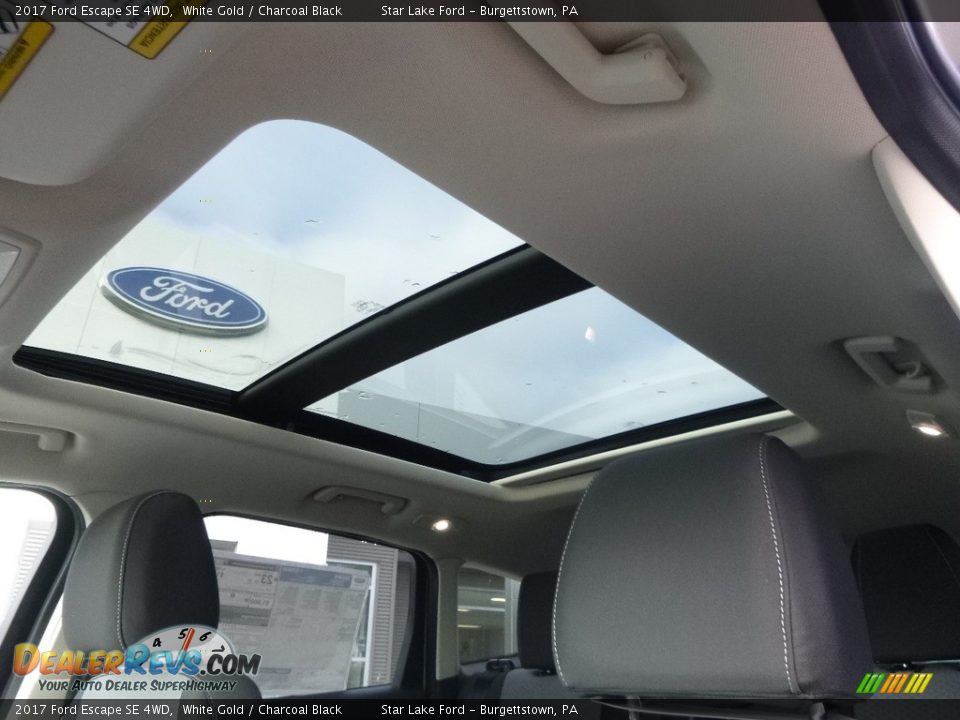 2017 Ford Escape SE 4WD White Gold / Charcoal Black Photo #13
