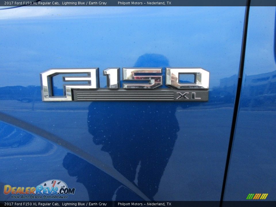2017 Ford F150 XL Regular Cab Lightning Blue / Earth Gray Photo #13
