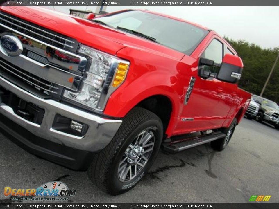 2017 Ford F250 Super Duty Lariat Crew Cab 4x4 Race Red / Black Photo #35