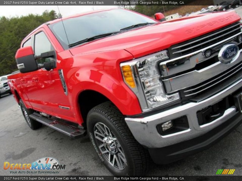 2017 Ford F250 Super Duty Lariat Crew Cab 4x4 Race Red / Black Photo #36