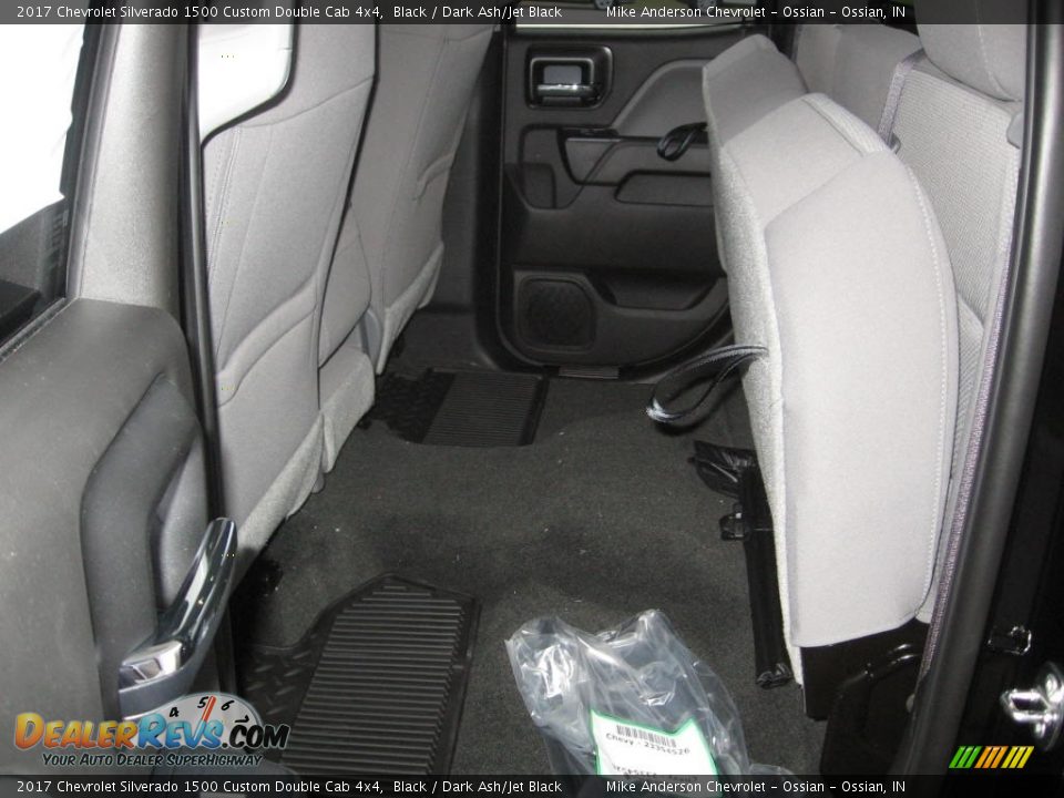 2017 Chevrolet Silverado 1500 Custom Double Cab 4x4 Black / Dark Ash/Jet Black Photo #14