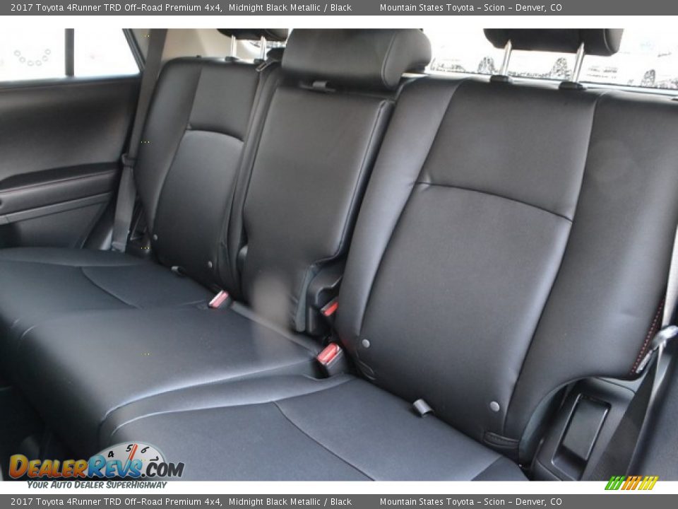 2017 Toyota 4Runner TRD Off-Road Premium 4x4 Midnight Black Metallic / Black Photo #7