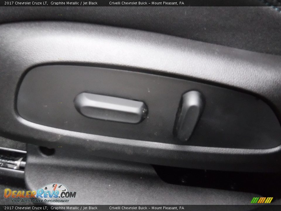 2017 Chevrolet Cruze LT Graphite Metallic / Jet Black Photo #12