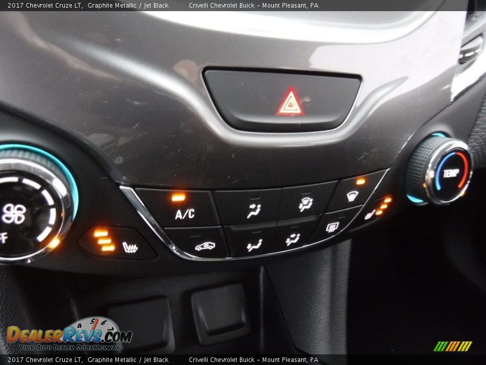 2017 Chevrolet Cruze LT Graphite Metallic / Jet Black Photo #15