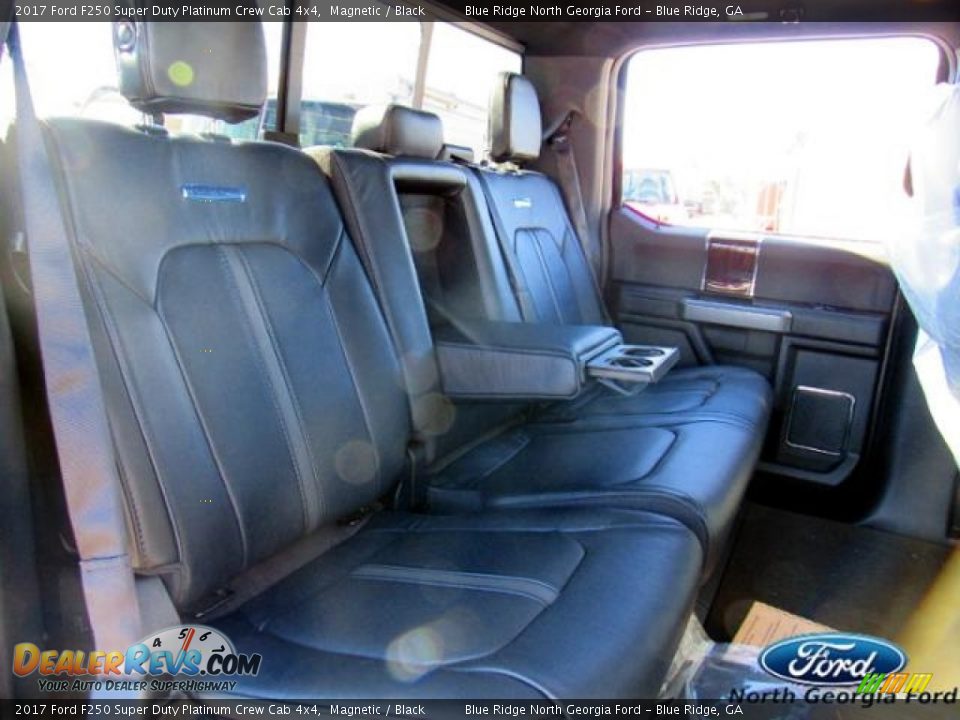 2017 Ford F250 Super Duty Platinum Crew Cab 4x4 Magnetic / Black Photo #14