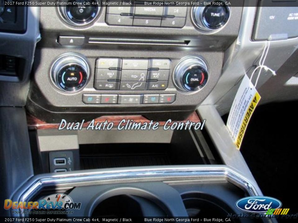 2017 Ford F250 Super Duty Platinum Crew Cab 4x4 Magnetic / Black Photo #25