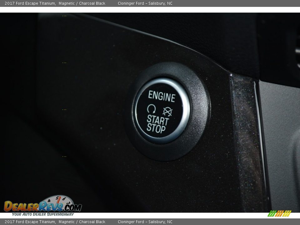 2017 Ford Escape Titanium Magnetic / Charcoal Black Photo #20