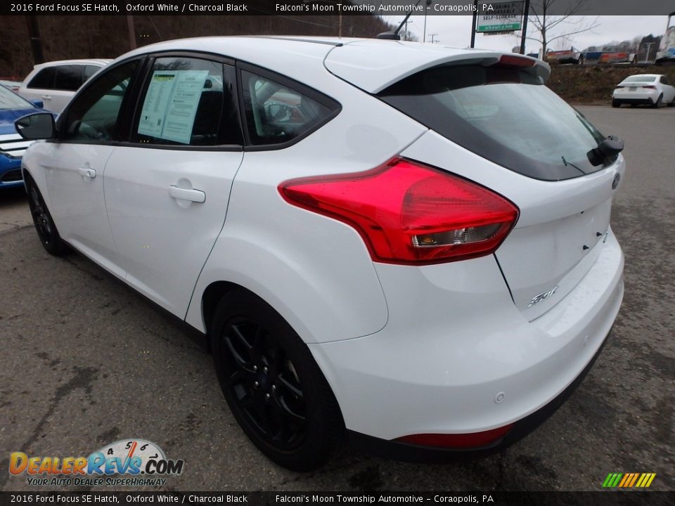 2016 Ford Focus SE Hatch Oxford White / Charcoal Black Photo #4