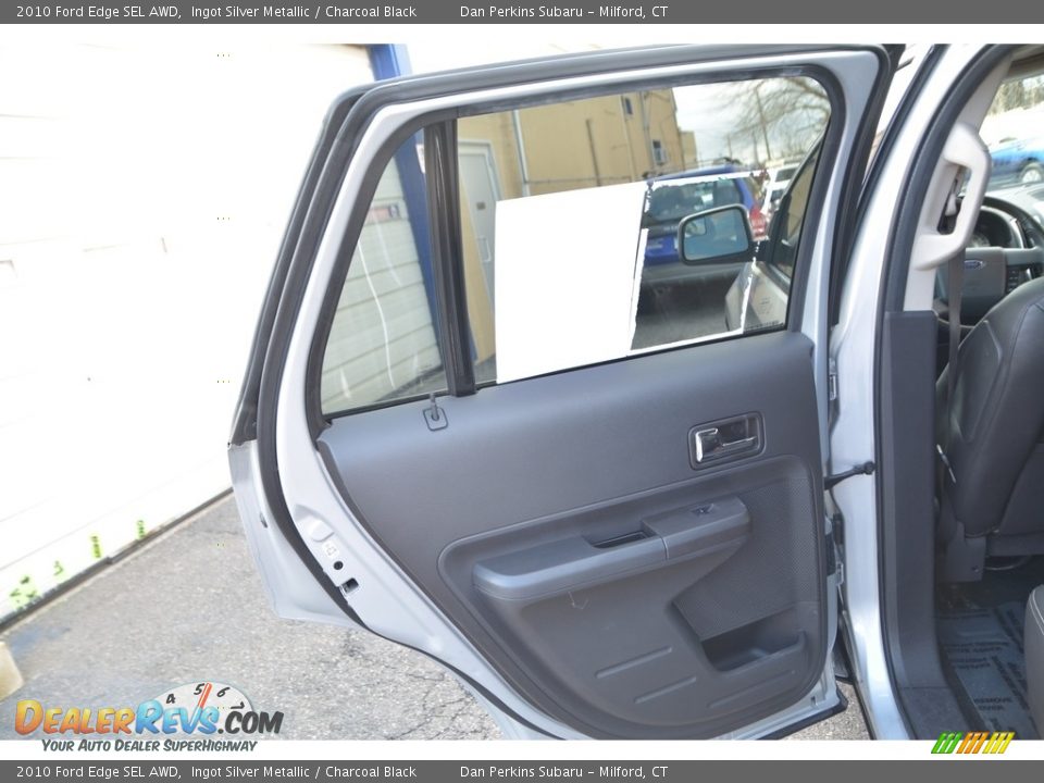 2010 Ford Edge SEL AWD Ingot Silver Metallic / Charcoal Black Photo #18