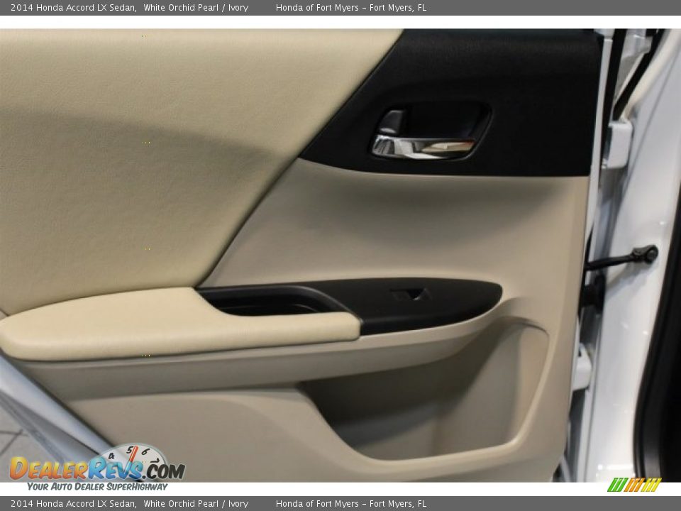 2014 Honda Accord LX Sedan White Orchid Pearl / Ivory Photo #25
