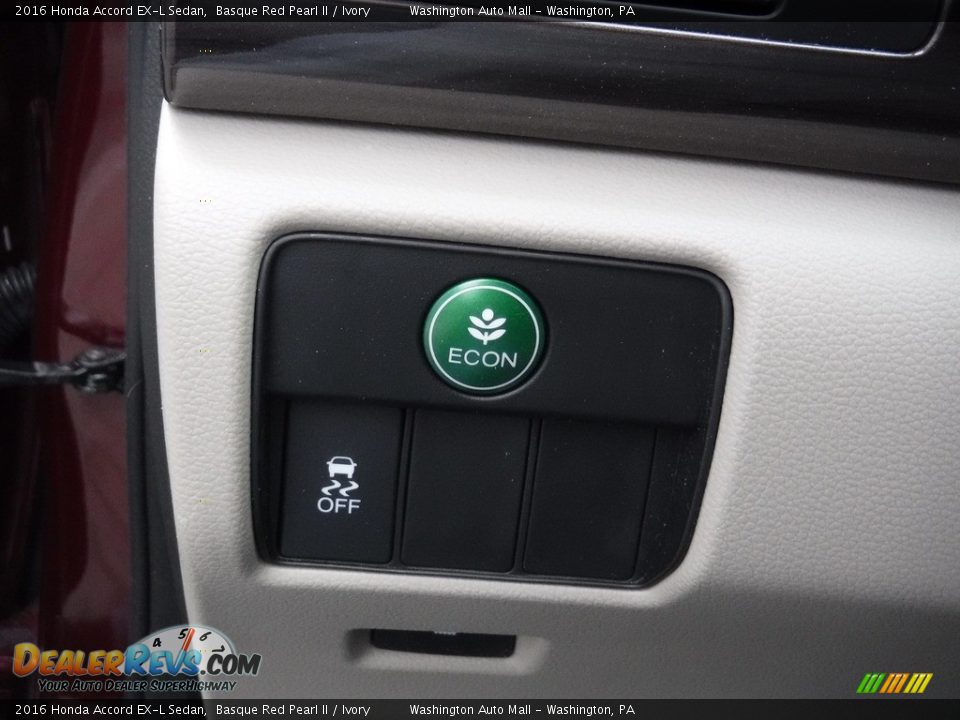 2016 Honda Accord EX-L Sedan Basque Red Pearl II / Ivory Photo #17