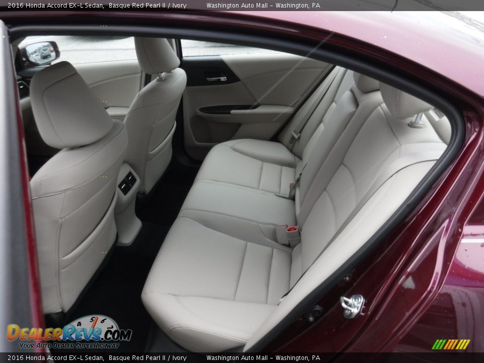 2016 Honda Accord EX-L Sedan Basque Red Pearl II / Ivory Photo #22