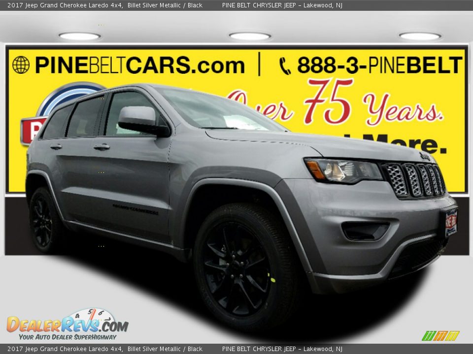 2017 Jeep Grand Cherokee Laredo 4x4 Billet Silver Metallic / Black Photo #1