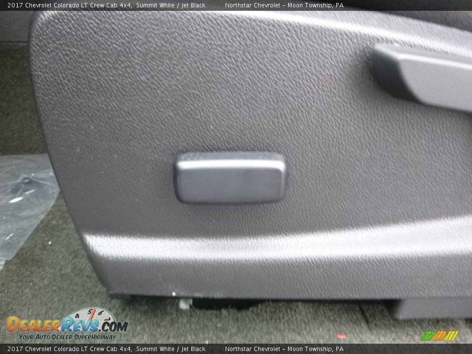 2017 Chevrolet Colorado LT Crew Cab 4x4 Summit White / Jet Black Photo #16