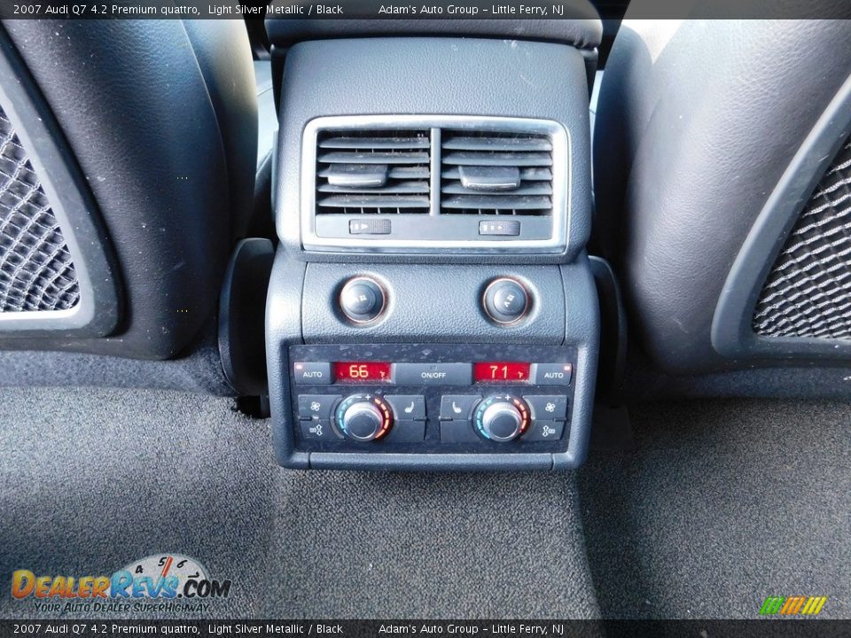 2007 Audi Q7 4.2 Premium quattro Light Silver Metallic / Black Photo #27