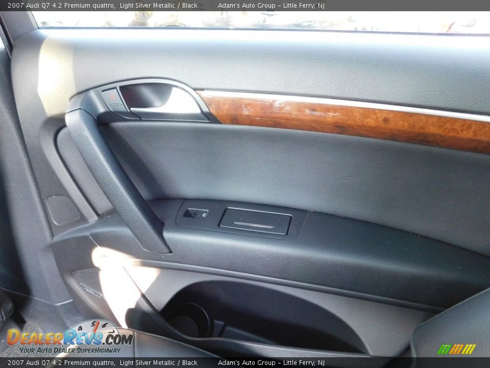 2007 Audi Q7 4.2 Premium quattro Light Silver Metallic / Black Photo #29