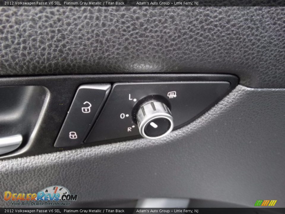 2012 Volkswagen Passat V6 SEL Platinum Gray Metallic / Titan Black Photo #11