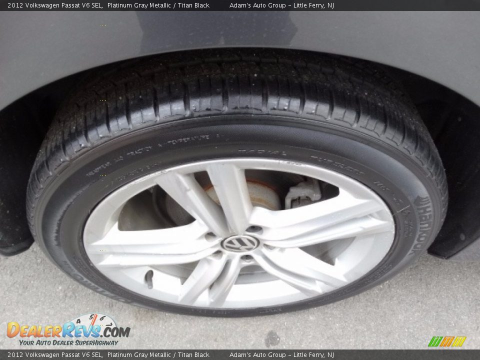 2012 Volkswagen Passat V6 SEL Platinum Gray Metallic / Titan Black Photo #23