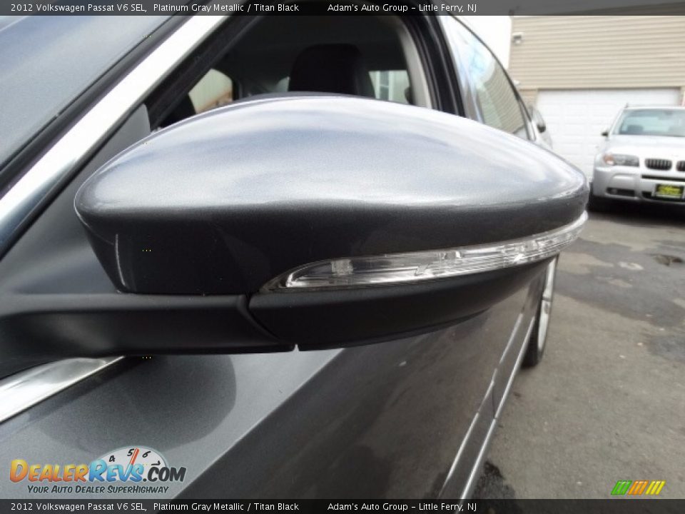 2012 Volkswagen Passat V6 SEL Platinum Gray Metallic / Titan Black Photo #26